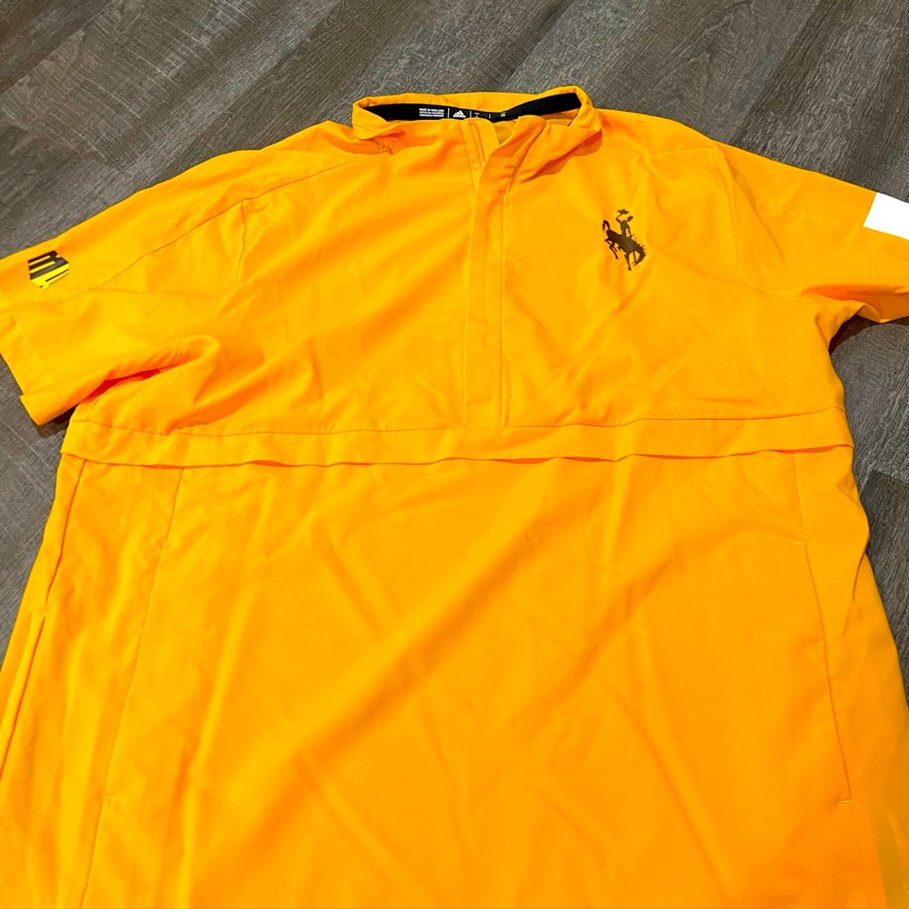 Adidas Wyoming cowboys wind breaker size large men